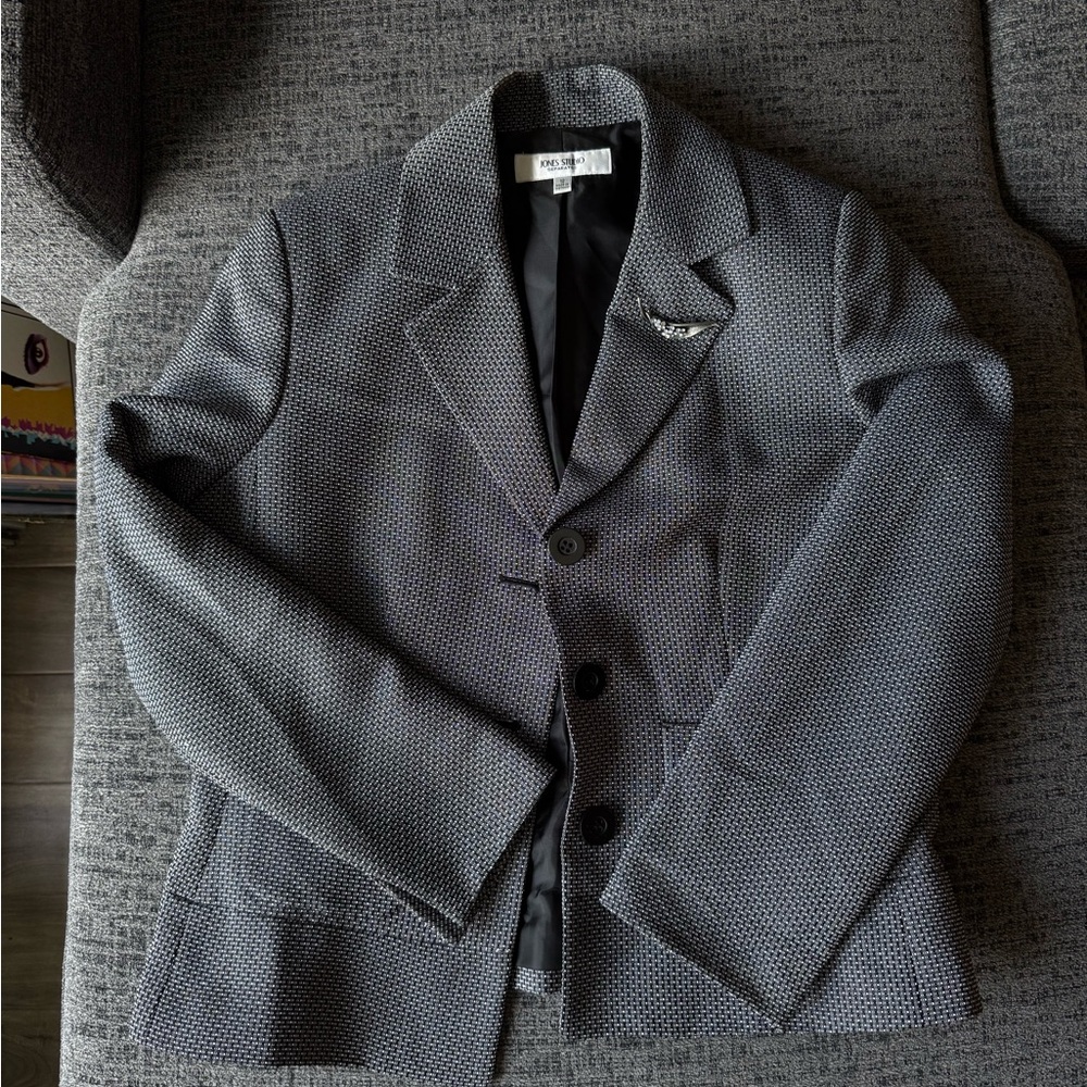 Jones Studio Textured Charcoal Blazer